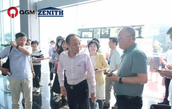 Peserta Forum Sains dan Teknologi Sino-Jerman yang ketiga mengunjungi QGM