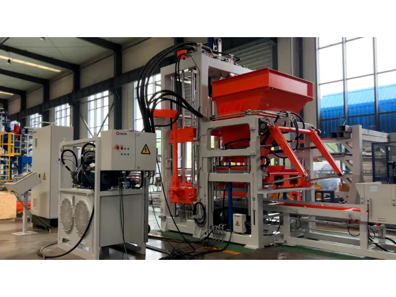 Quangong Machinery Co., Ltd. Lini Produksi Pembuatan Blok Berkecepatan Tinggi QT10 Menetapkan Standar Baru untuk Keunggulan Manufaktur Cerdas