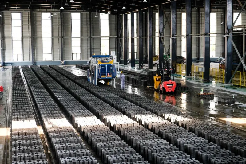 Mesin Blok Bergerak ZN940SC: Solusi Beton Bebas Palet