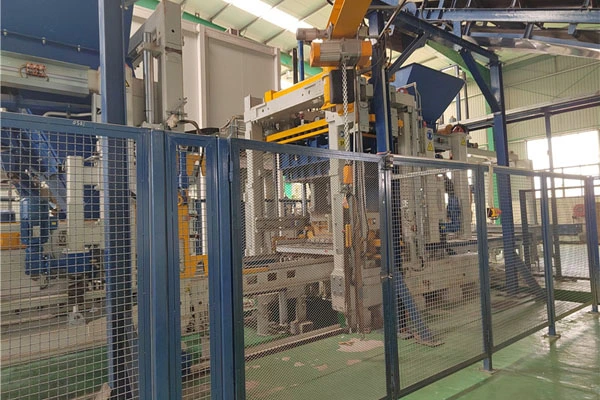 Proyek Mesin Blok Beton Zenith1500-2 Dioperasikan, Membantu Pembangunan Kota Mali